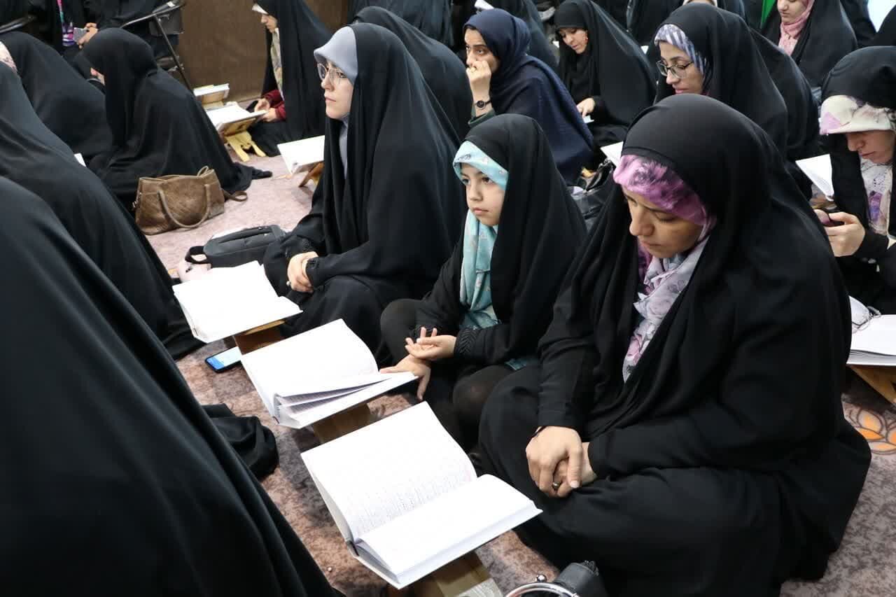 اتصال آسمان و زمان در شب «قدر»/مردم استان سمنان استغاثه سر دادند