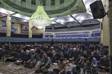 ترسیم خط عفو بردفتراعمال درشب قدر/مساجدکردستان مامن شب‌زنده‌داران