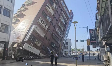 Taiwan hit by strongest quake in 25 years