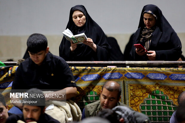 مراسم احیا شب بیست و سوم ماه مبارک رمضان در اصفهان