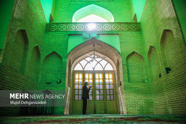 مراسم احیای شب بیست و سوم ماه رمضان در مسجد ملا اسماعیل یزد