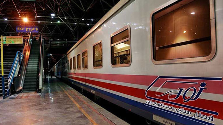 بهترین قطار تهران مشهد کدام قطار است؟