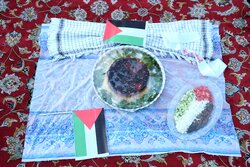 برگزاری پویش جهانی «پخت مقلوبه فلسطینی» در قم