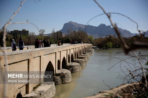 زاینده رود اصفهان