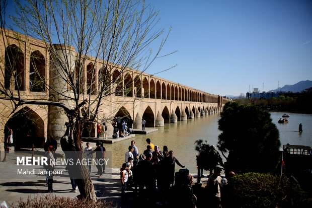 زاینده رود اصفهان