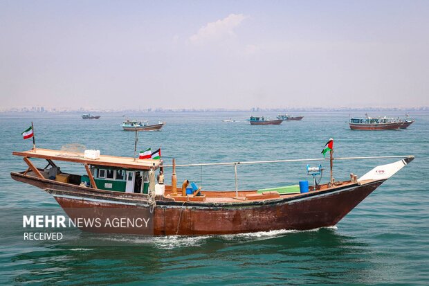 Basij pro-Palestine naval drill