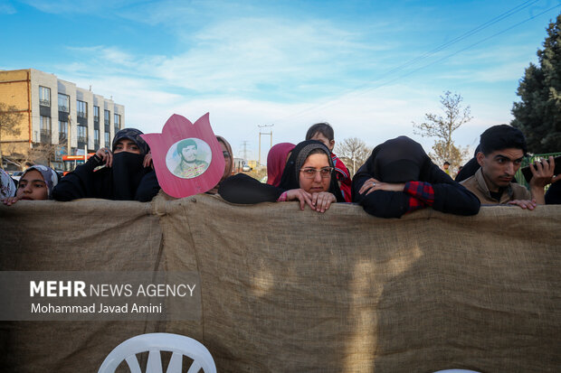 مراسم تشییع و تدفین پیکر مطهر شهید گمنام در روستای کورانه قزوین