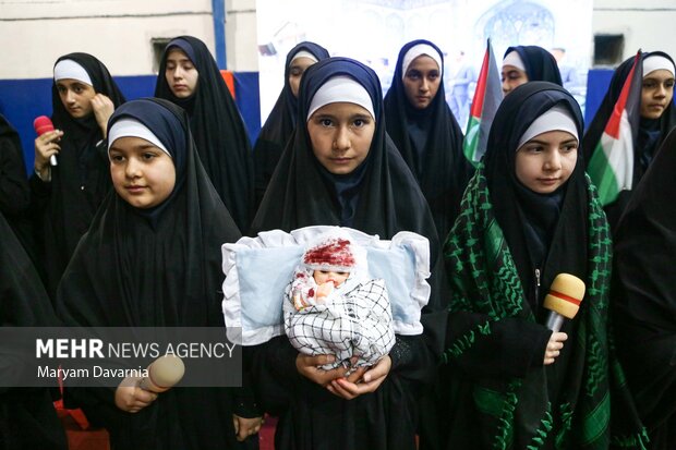 مراسم پخت مقلوبه به رسم بانوان فلسطینی در بجنورد