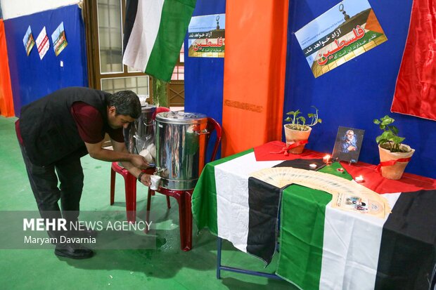 مراسم پخت مقلوبه به رسم بانوان فلسطینی در بجنورد