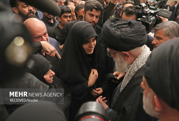 Leader leads funeral for seven IRGC military advisors