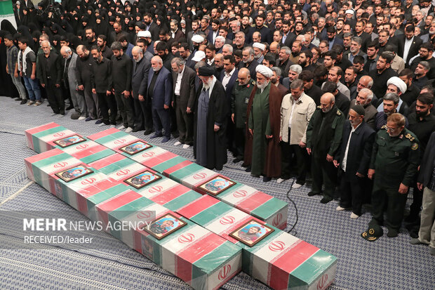 Ayt. Khamenei leads prayers over coffins of 7 IRGC members