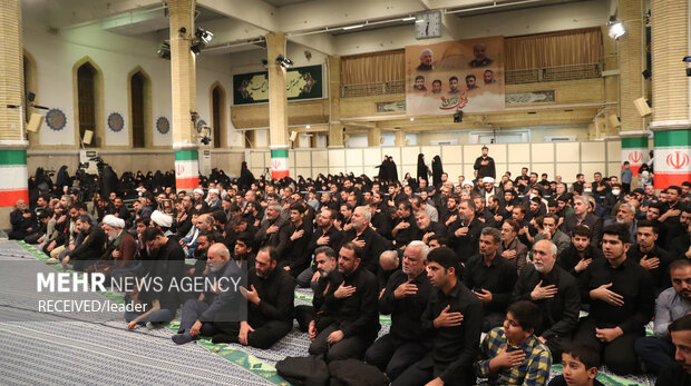 Leader leads funeral for seven IRGC military advisors