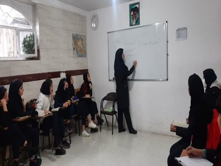 قرآن به زندگی برکت میدهد/رحمت خدا زندگی قرآنیهارا پرفروغ میکند