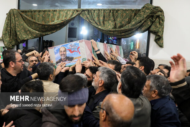 وداع با پیکر مطهر شهدای حمله تروریستی به کنسولگری ایران در سوریه