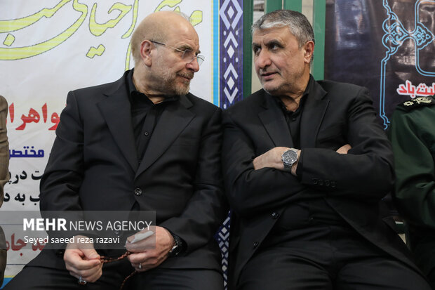 وداع با پیکر مطهر شهدای حمله تروریستی به کنسولگری ایران در سوریه