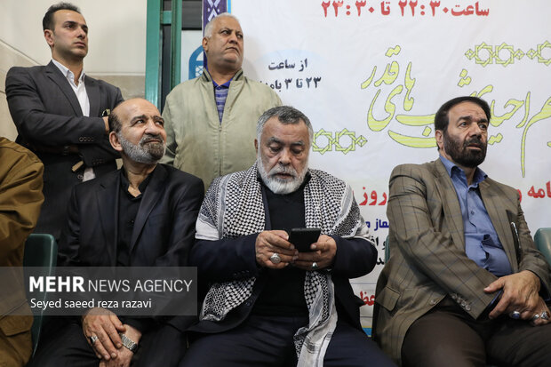 وداع با پیکر مطهر شهدای حمله تروریستی به کنسولگری ایران در سوریه