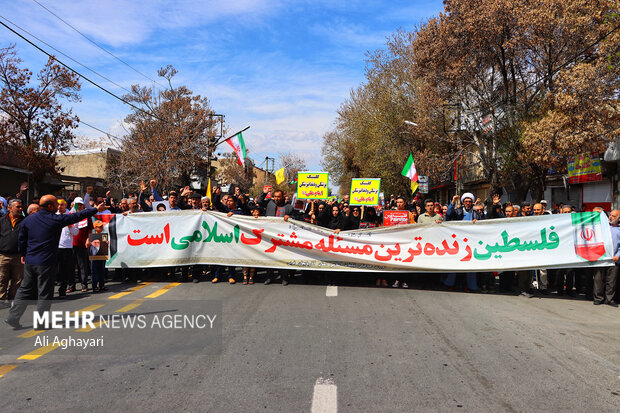 قیام آذری‌ها در حمایت از مردم مظلوم فلسطین/قدس نماد وحدت مسلمانان