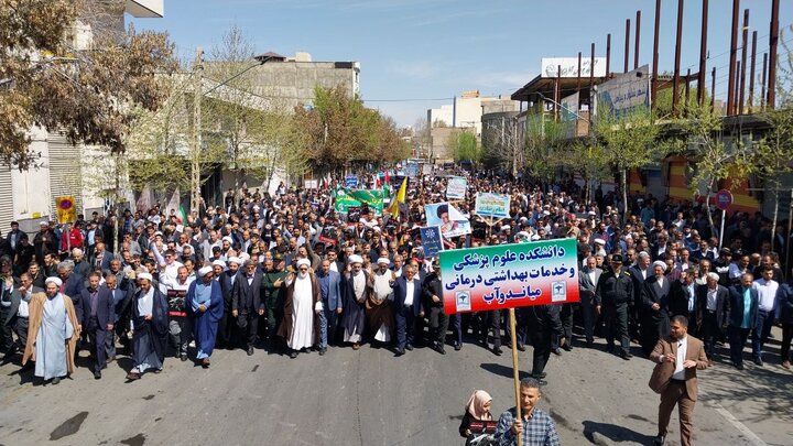 فریاد مرگ بر اسرائیل در میاندوآب طنین انداز شد