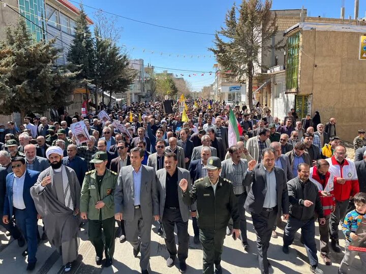 طنین انداز شدن ندای ضداستکبار در شهرستان رزن