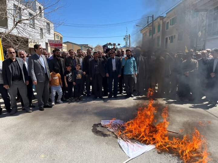 طنین انداز شدن ندای ضداستکبار در شهرستان رزن