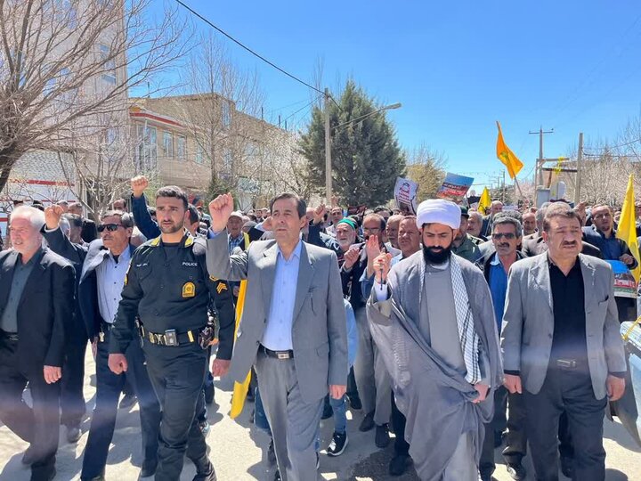 طنین انداز شدن ندای ضداستکبار در شهرستان رزن