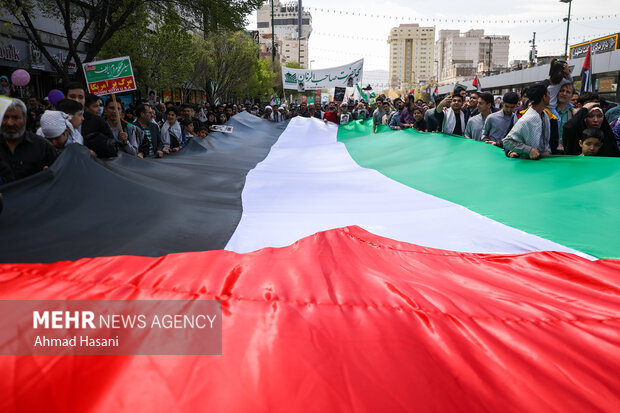 راهپیمایی روز جهانی قدس در مشهد مقدس