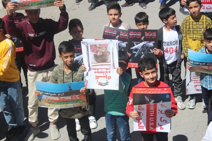 مردم بوانات در حمایت از مردم مظلوم فلسطین راهپیمایی کردند