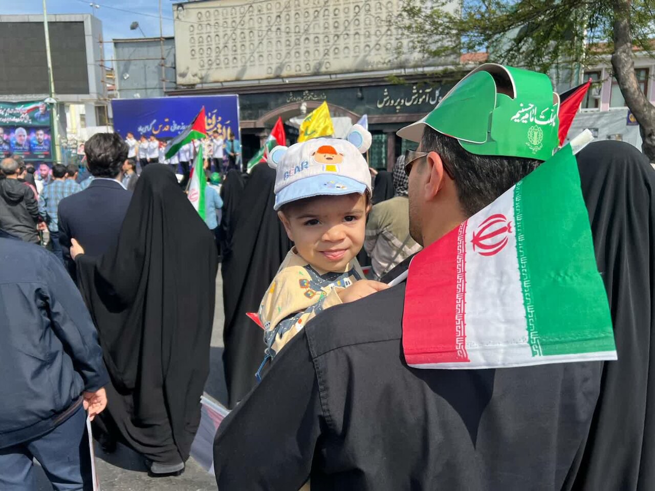 مراسم راهپیمایی روز جهانی قدس در رشت آغاز شد