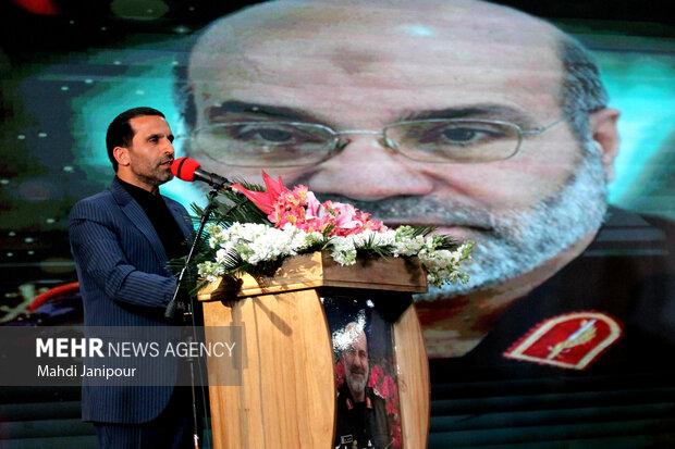 مراسم وداع با پیکر شهید زاهدی در اصفهان