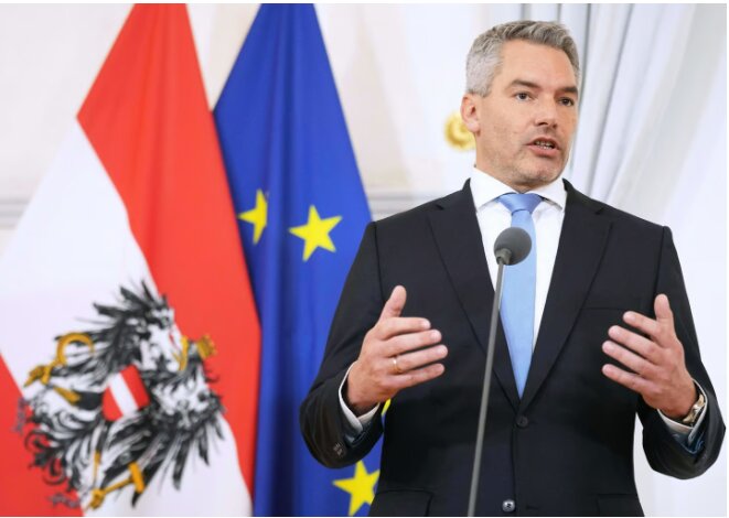صدراعظم اتریش: بدون حضور روسیه حل بحران اوکراین ممکن نیست