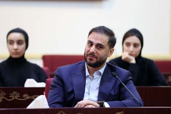 کمک ۳ میلیادری وزارت ورزش برای تامین تجهیزات هاکی روی یخ بانوان