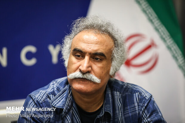 بیرون آمدن از دل آتش و خون؛ اجرای عمومی شرط تداوم تئاتر خیابانی است بیرون آمدن از دل آتش و خون؛ اجرای عمومی شرط تداوم تئاتر خیابانی است