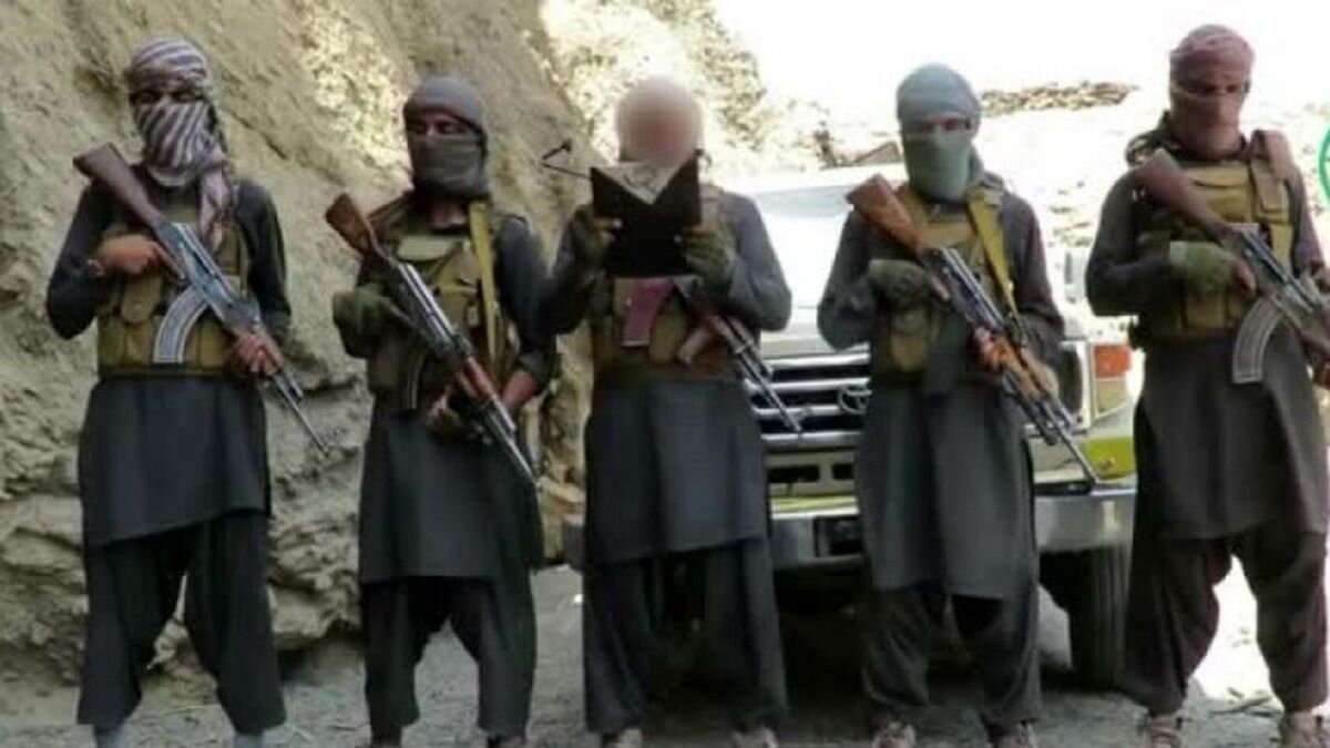 Iran detains four-member terrorist team in SE