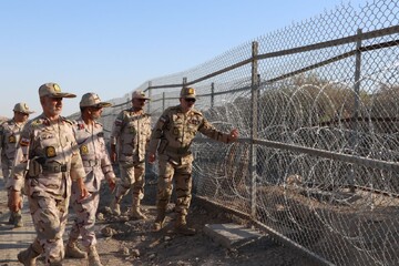 ‌ بازدید فرمانده مرزبانی فراجا از طرح‌های انسداد مرزی سیستان و بلوچستان