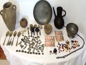 دستگیری ۲۹ نفر به دلیل انجام حفاری‌های غیر مجاز برای کشف اشیای عتیقه