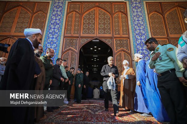 مراسم بزرگداشت شهدای امنیت یزد در مسجد حظیره
