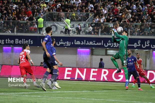 لیگ برتر فوتبال ایران گل گهر سیرجان پرسپولیس تهران