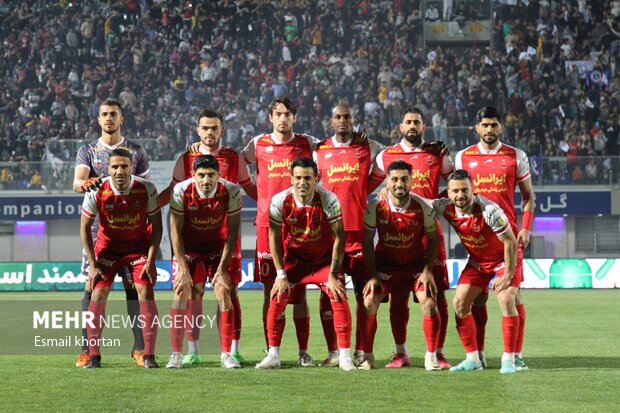 توافق مالی در رختکن پرسپولیس برای نحوه تمدید قرارداد