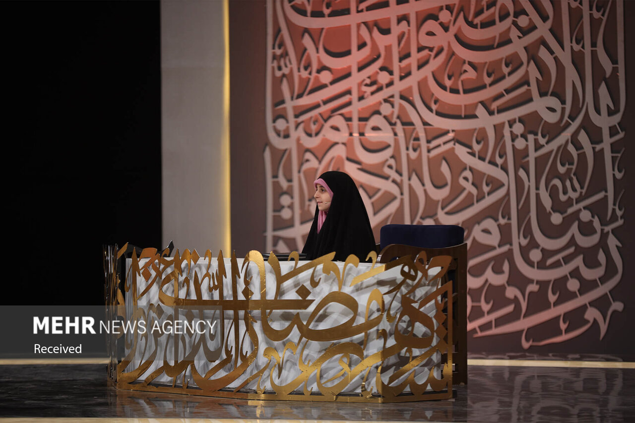 حافظ ۱۱ ساله قمی که پاسخهای خود را از دل قرآن میدهد