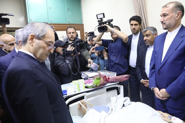 امير عبداللهيان يزور جريح العدوان الصهيوني على القنصلية الايرانية بدمشق