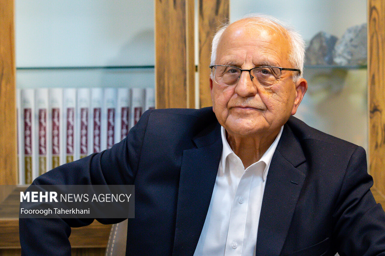 هر جا نامی هست، داستانی دارد