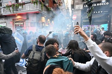 İtalya'da NATO protestosu