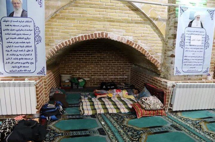 حضور پرشور جوانان همدانی در اعتکاف دهه آخر ماه رمضان