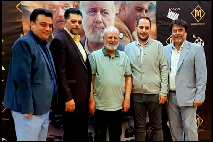 «نذر بی بی» در یکی ازسینماهای پایتخت تماشایی شد/ رویارویی ۲پهلوان «نذر بی بی» در یکی ازسینماهای پایتخت تماشایی شد/ رویارویی ۲پهلوان