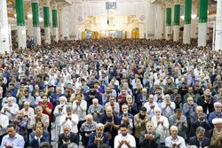 وحدت و همدلی مسلمانان از پیام‌های عید فطر است