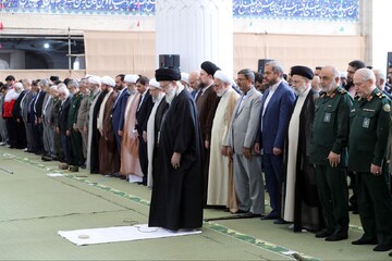 VIDEO: Leader leads Eid al-Fitr prayers in Tehran
