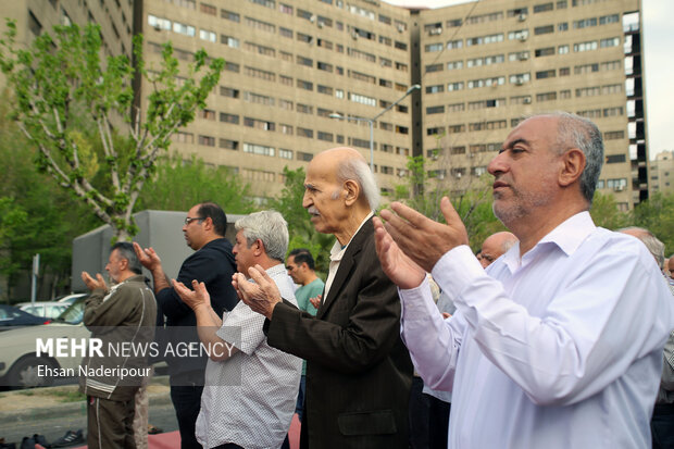 اقامه نماز عید سعید فطر در شهرک اکباتان تهران