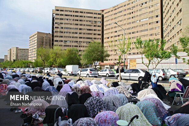 اقامه نماز عید سعید فطر در شهرک اکباتان تهران