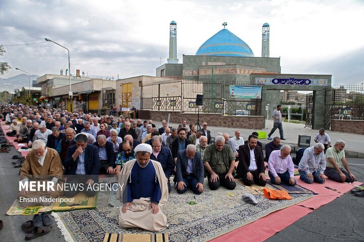 اقامه نماز عید سعید فطر در شهرک اکباتان تهران