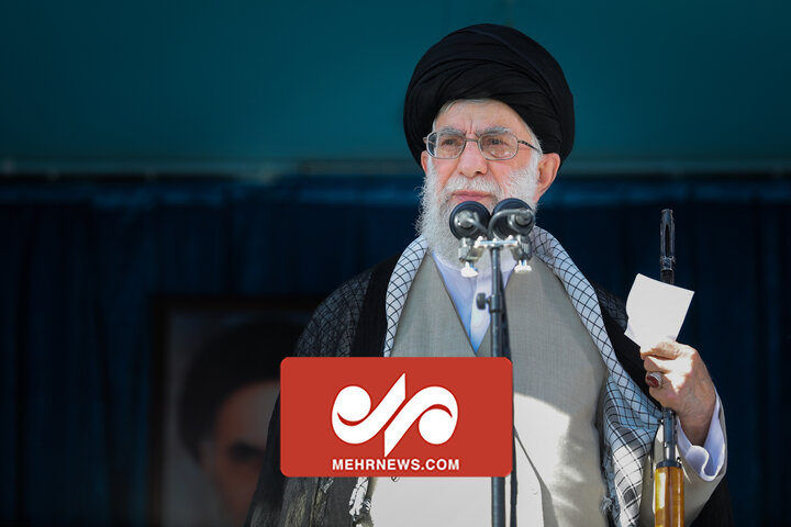 رهبرانقلاب: رژیم خبیث اشتباه کرد و باید تنبیه شود و تنبیه خواهدشد رهبرانقلاب: رژیم خبیث اشتباه کرد و باید تنبیه شود و تنبیه خواهدشد